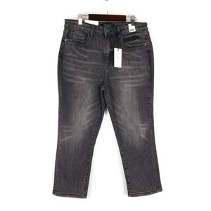 NWT Judy Blue Black Skinny Fit Capri Jeans sz 11 / 30